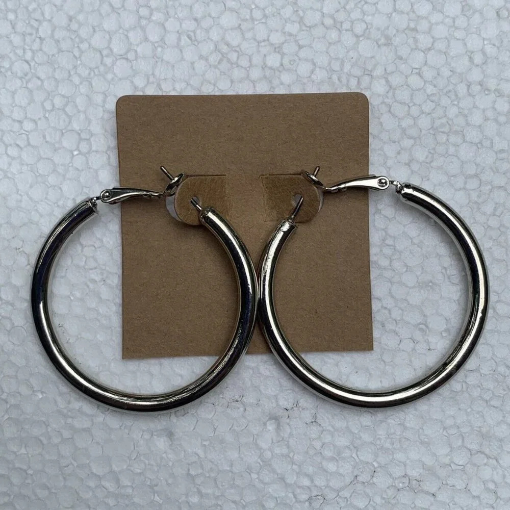 NEW Bloomingdales AQUA Fashion Jewelry Hoop Earrings - GOLD Tone